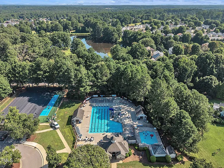 100 Poppy Hills Ct — Photo 5