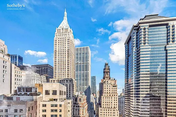 Sold by Sotheby's International Realty | media 5