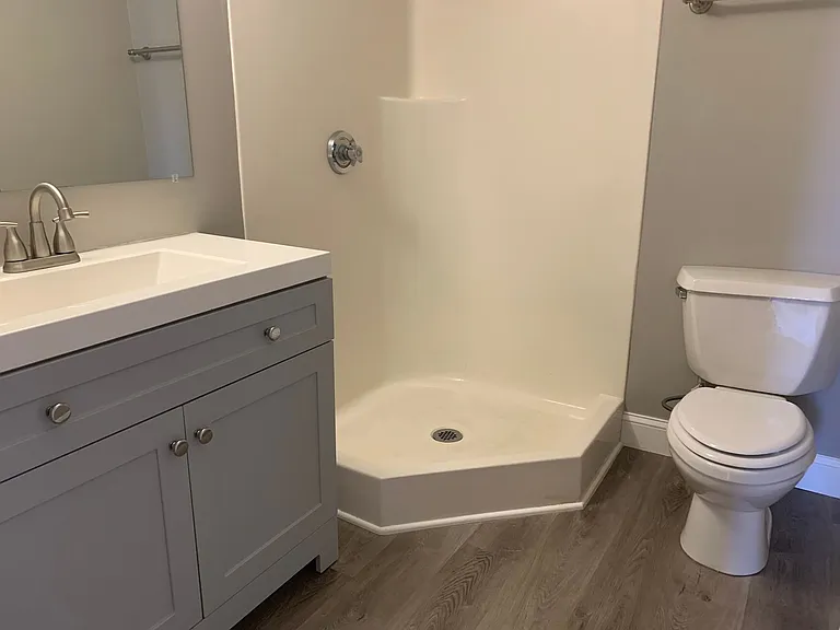 901 Jefferson St #4B — Photo 5