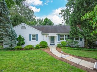 15 Hillside Ter, Summit, NJ 07901