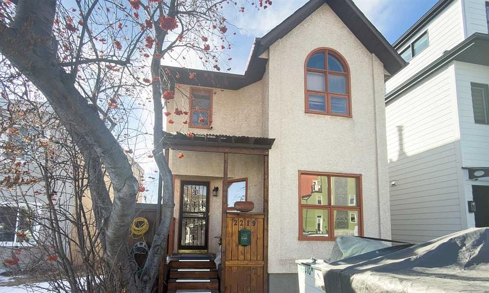 1st image of 2219 N Westmount Rd NW