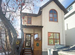 2219 N Westmount Rd NW, Calgary, AB T2N3N5