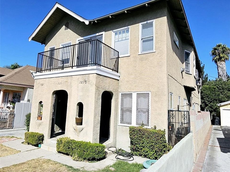 1st image of 725 W 41st Pl