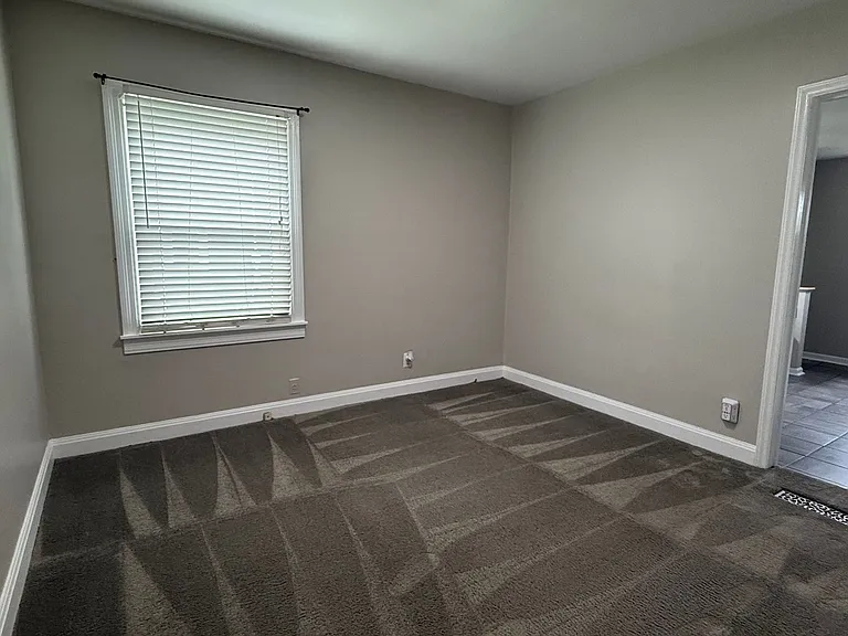 1106 Poplar Ave — Photo 18