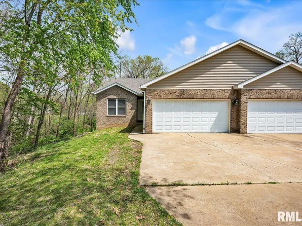 5213 W Vale Ct, Peoria, IL 61607