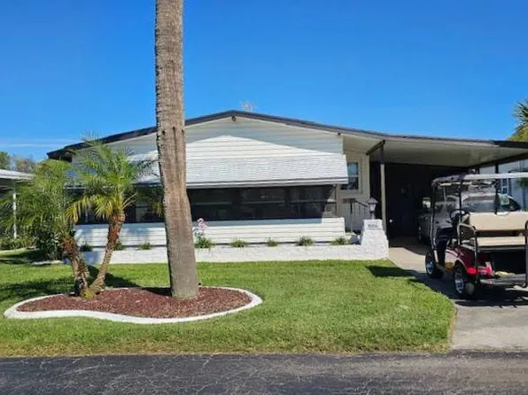 806 Village Dr, Sebring, FL 33872