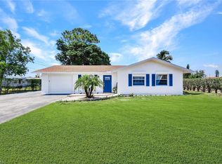 1123 Granada Blvd, Naples, FL 34103