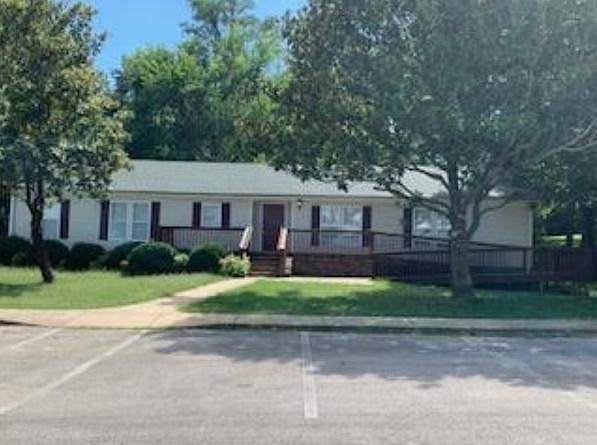 1st image of 114 Ashwood Dr