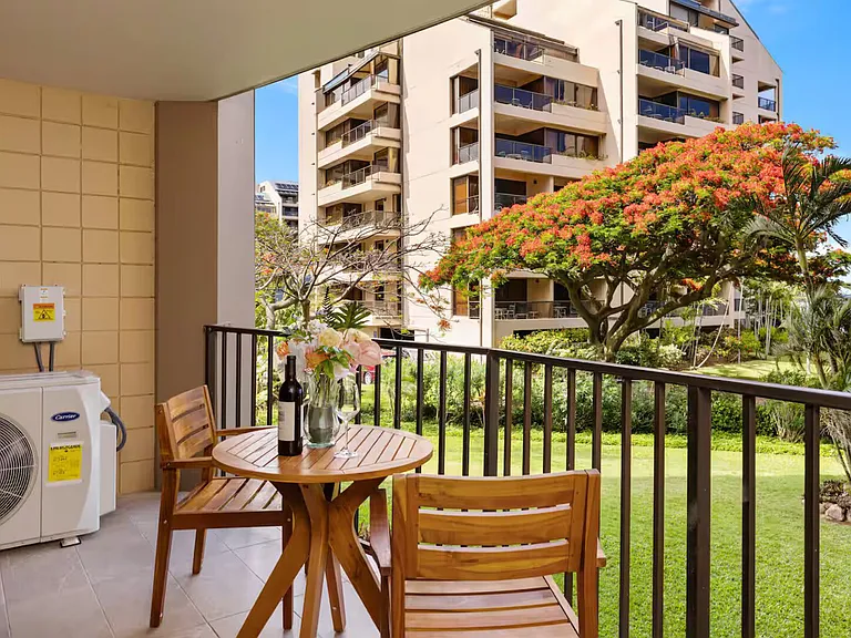 Lower Honoapiilani Rd — Photo 17