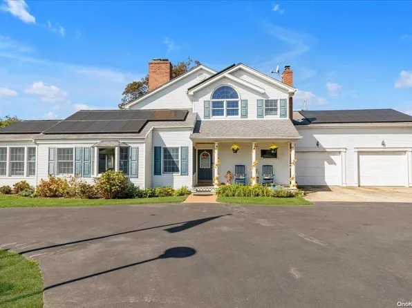 502 Keith Lane, West Islip, NY 11795