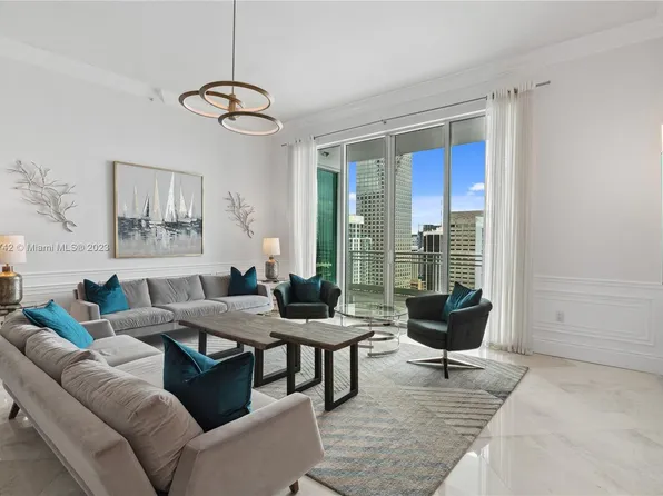 900 Brickell Key Blvd APT 3302, Miami, FL 33131