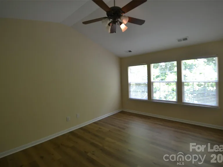 6820 Beverly Springs Dr — Photo 30