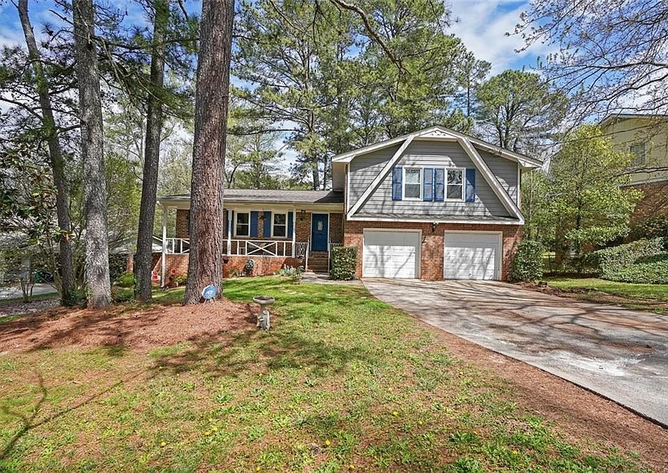 1st image of 4404 Bramwell Dr