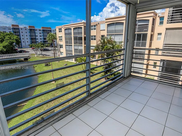 505 E Dania Beach Blvd #4-3G — Photo 24