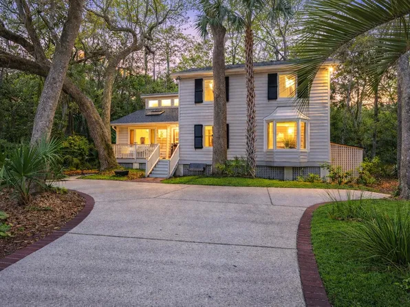 597 Oyster Rake Dr, Kiawah Island, SC 29455