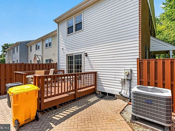 5th image of 1842 Aberdeen Cir