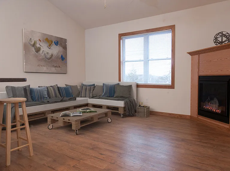 522 Lulu Ln — Photo 5