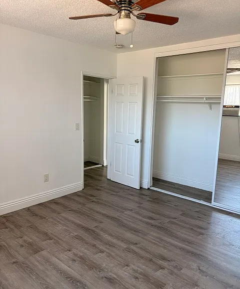 541 N Naomi St #E — Photo 5