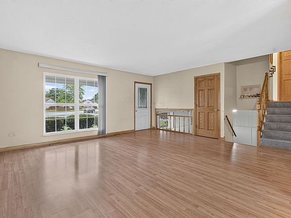 5th image of 7606 W Royce Ct