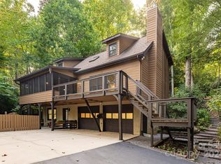 44 Lovers Loop Rd, Asheville, NC 28803
