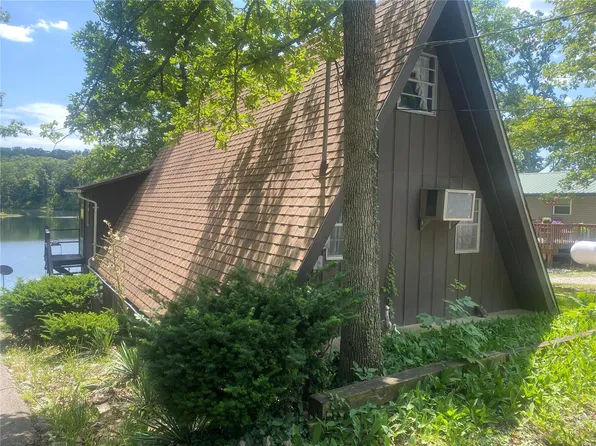 792 Cherokee Dr, Perryville, MO 63775