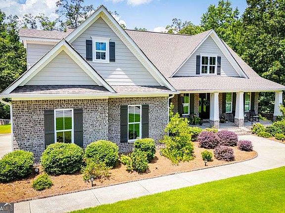 3rd image of 7503 Elderberry Dr