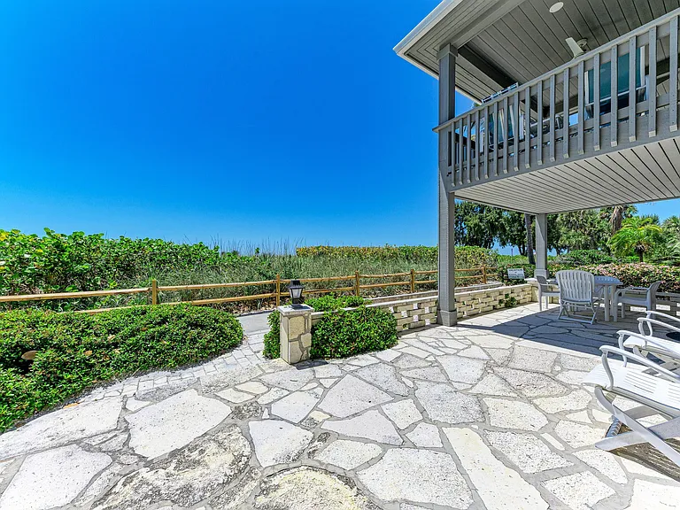 102 Palmetto Ave — Photo 43