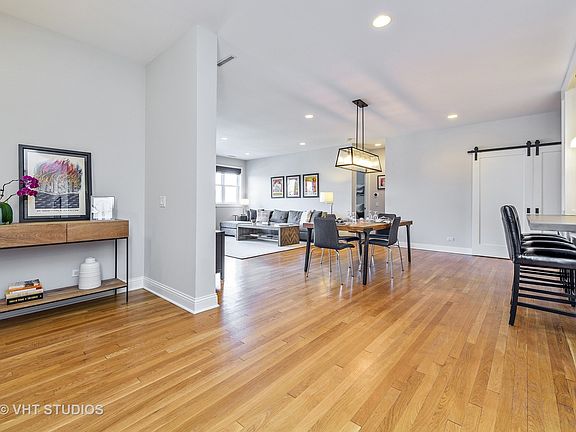 2nd image of 2835 N Lakewood Ave APT 3B
