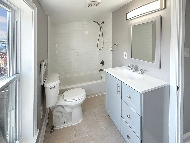 1163 Cleveland St — Photo 19