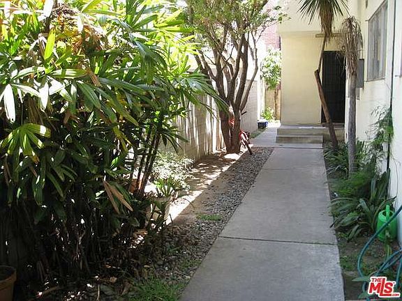 2nd image of 736 Gramercy Dr