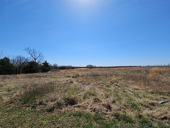 3rd image of 357487 E 770th Rd
