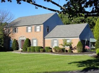 5913 High Ridge Cir, Doylestown, PA 18902