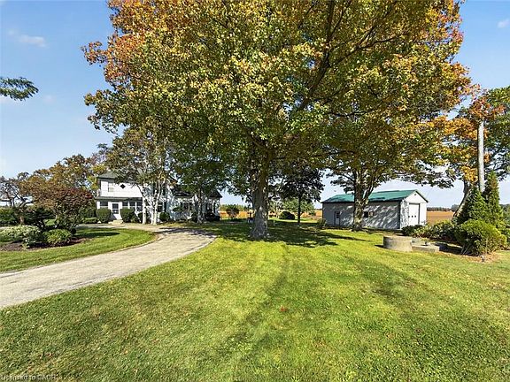 4th image of 3290 Cockshutt Rd