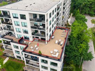 1200 Commissioners Rd W #414, London, ON N6K0J7
