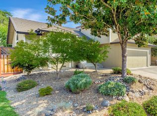 9525 Camelot Dr, Windsor, CA 95492