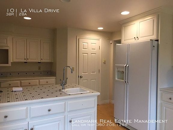 2nd image of 101 La Villa Dr