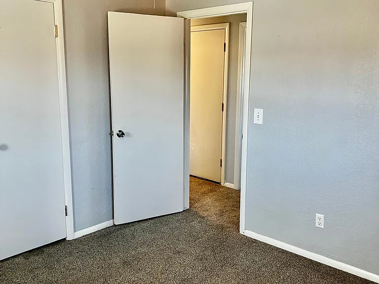 500 Ridgecrest Rd — Photo 18