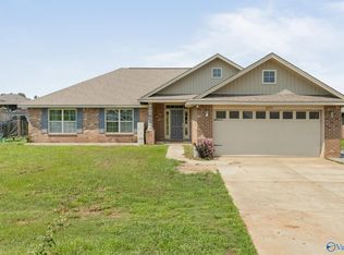 28151 Nuke Whitt Ln, Athens, AL 35739