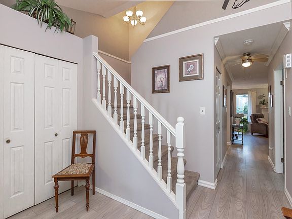 5th image of 32165 7th Ave #18