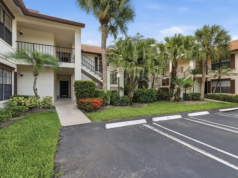 3357 Jog Park Dr #4212-C — Photo 2