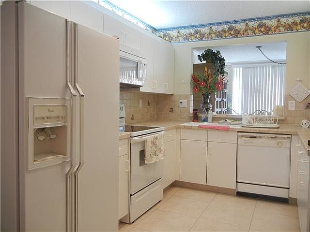 1st image of 10200 NW 52nd Ter