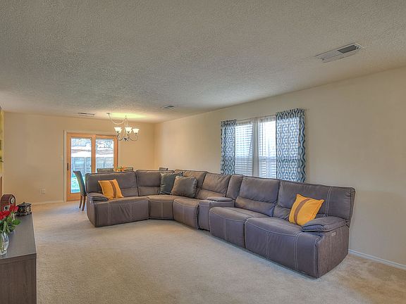 5th image of 6120 Malpais Park Ave NW