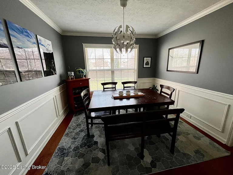 9216 Newbury Ct — Photo 5