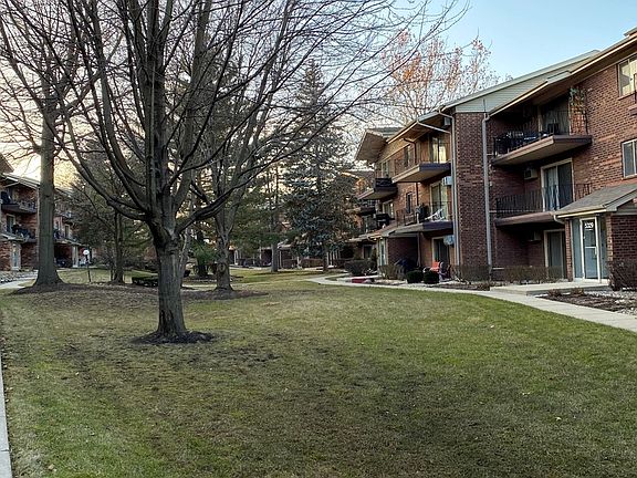 2nd image of 5329 Waterbury Way APT 601A