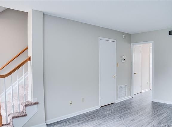 2nd image of 4756 Old Lantern Way