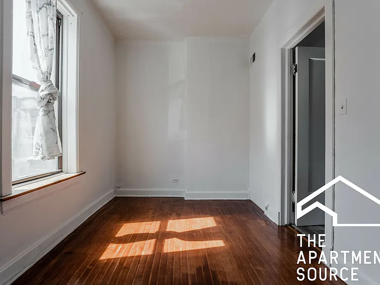 1001 N Richmond St #2S — Photo 7