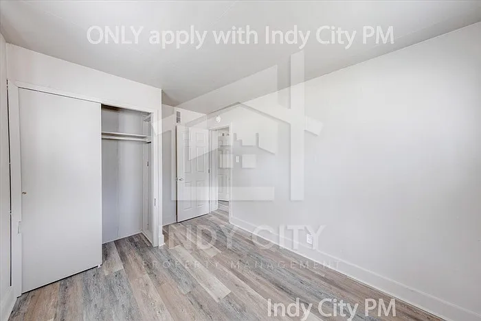 3209 E 26th St — Photo 14