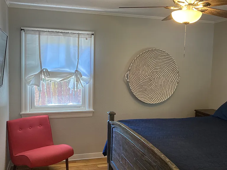 465 Finley St — Photo 10