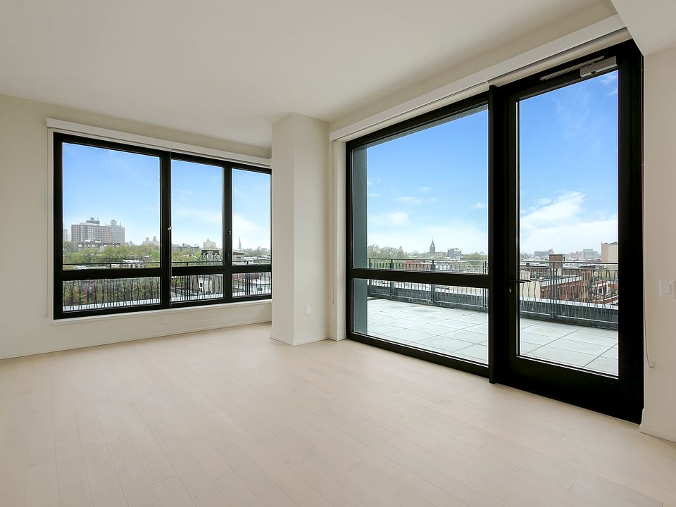 1st image of 550 Vanderbilt Ave APT 630