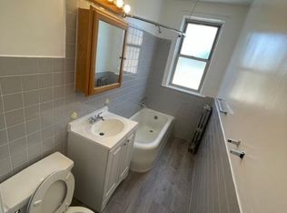 8339 S Rhodes Ave #3A, Chicago, IL 60619